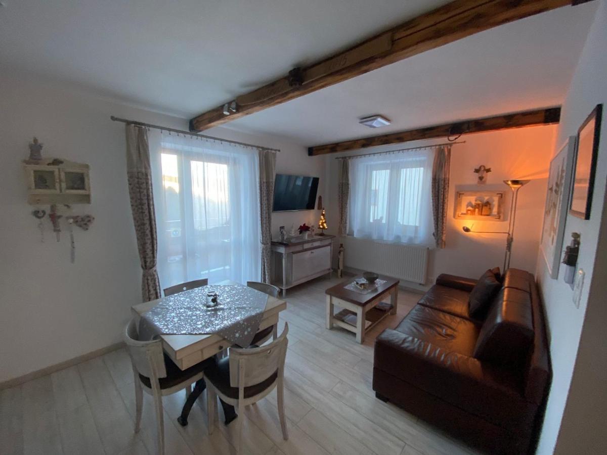 Maliarik – Apartmán Deluxe Demänovská Dolina Esterno foto